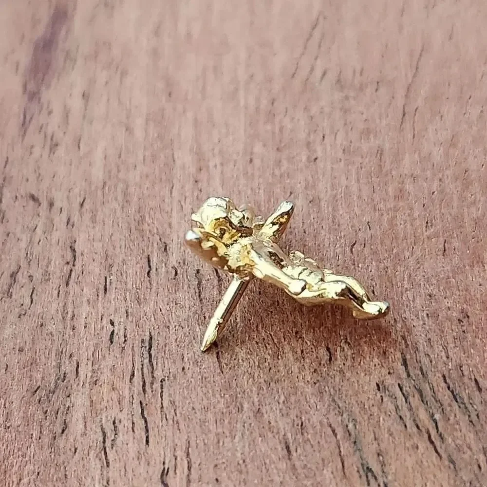 Vintage golden cherub happy angel baby pin metal 90s religious heaven wings
